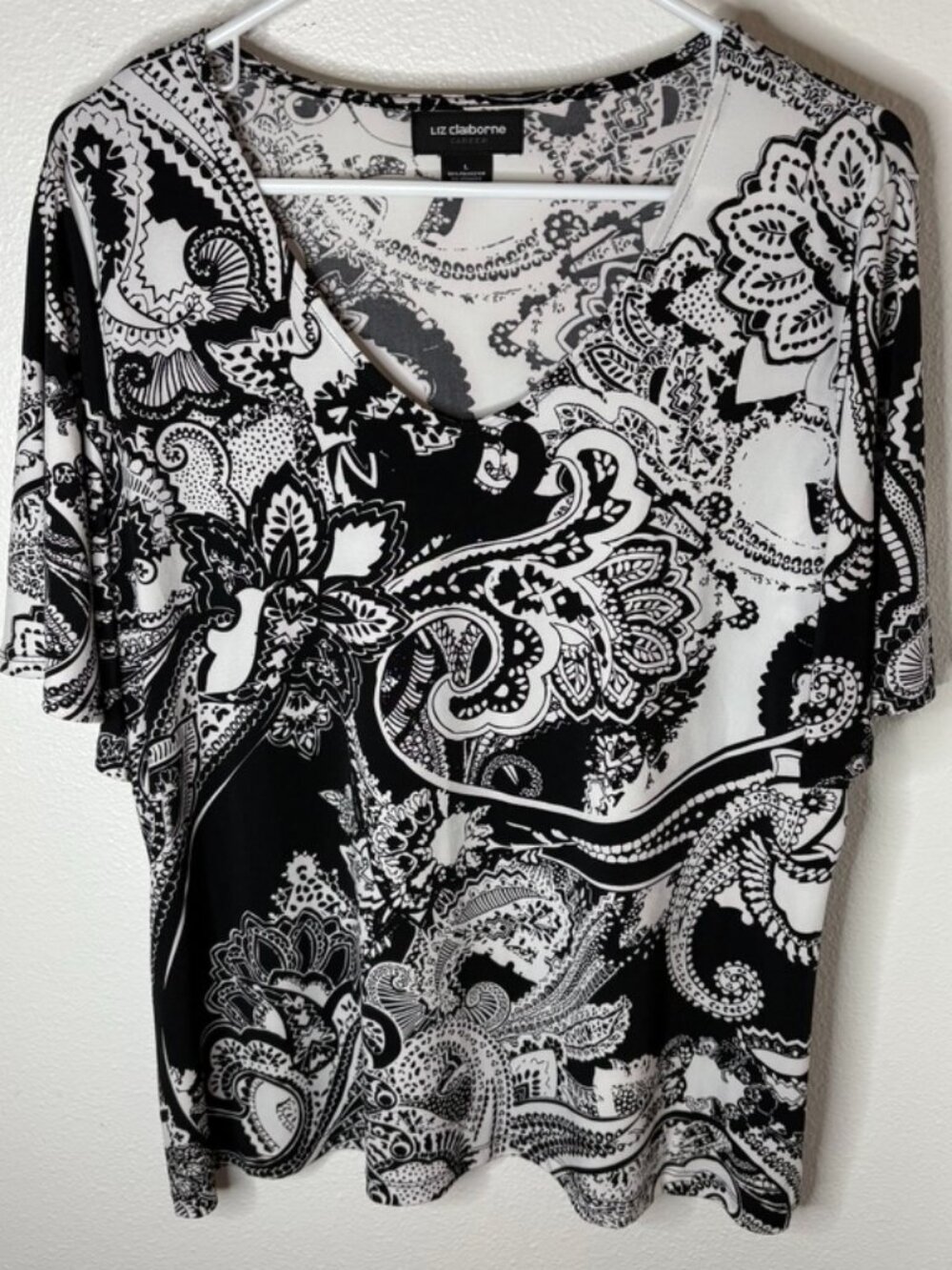 Liz Claiborne Career - L - Black Paisley Blouse